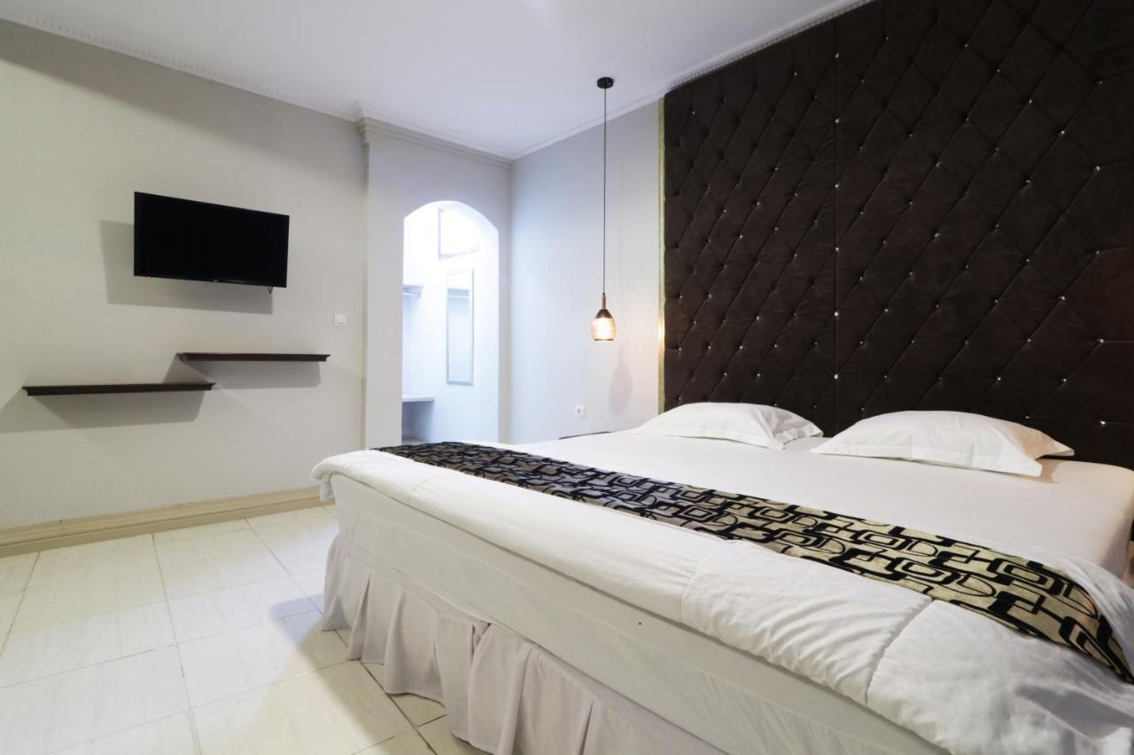 Hotel Andalus Jakarta Exteriör bild